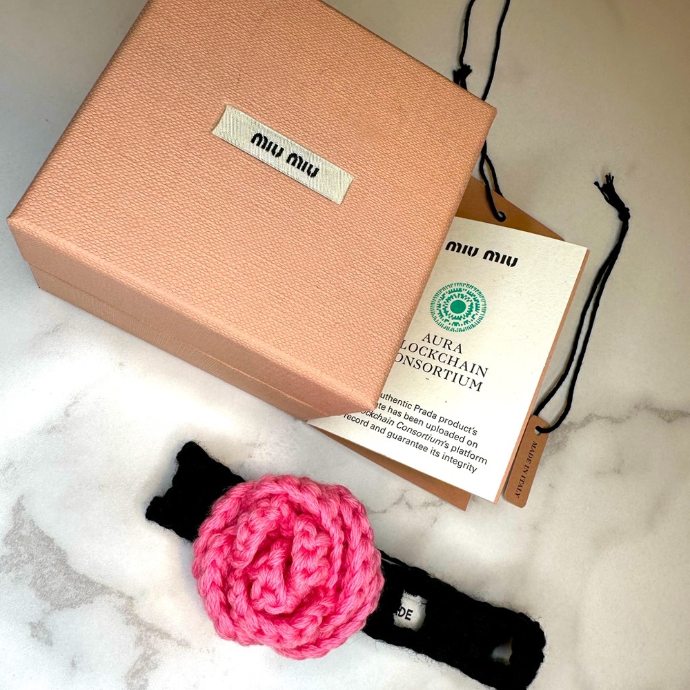 MIUMIU knit flower necklace scarf💖